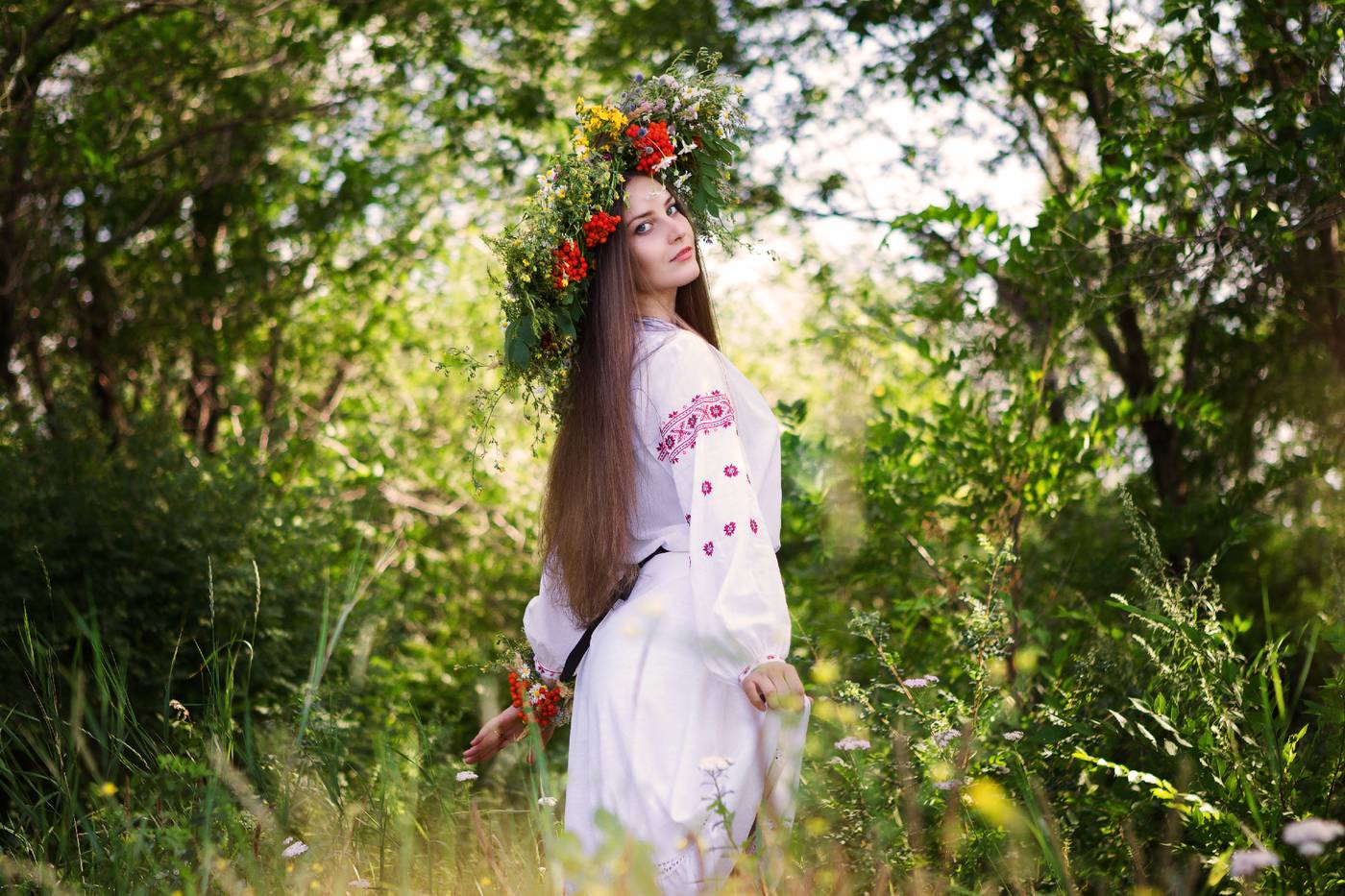 Slavic girls brings the glow — live moments in Munich