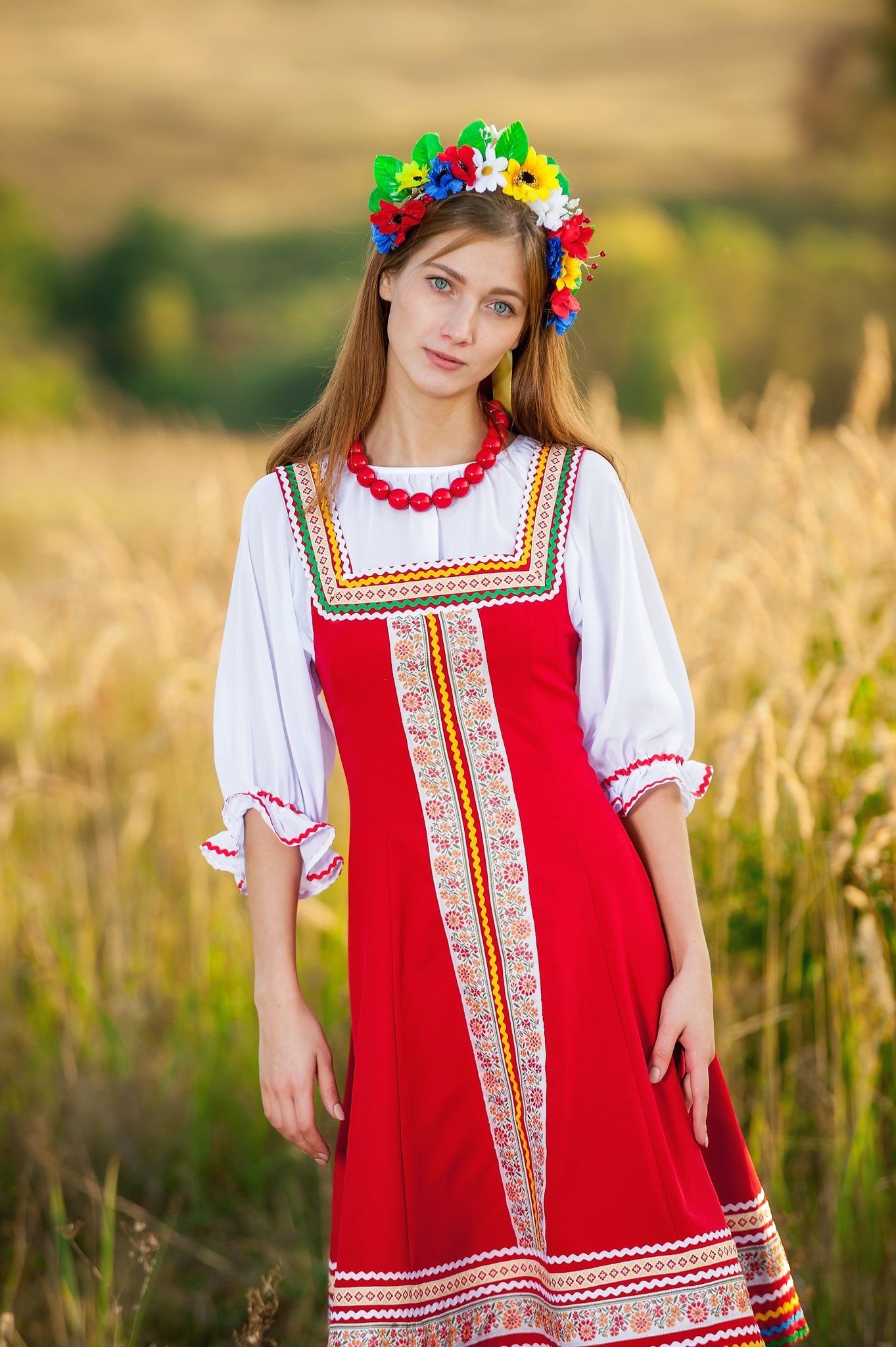Women in Slavic costumes in Munich — step in, relax, and chat live