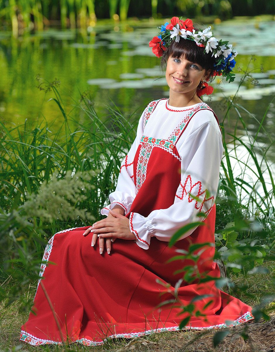 Beautiful girl Girls in Slavic costumes in Munich